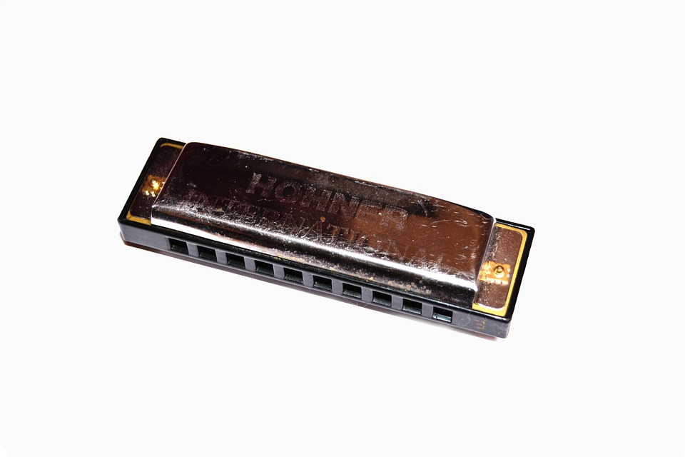 How to Improve Your Harmonica Playing Technique